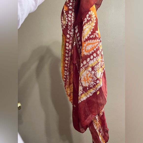 Vintage Lucky Brand 100% silk red and yellow paisley scarf - Picture 2 of 5